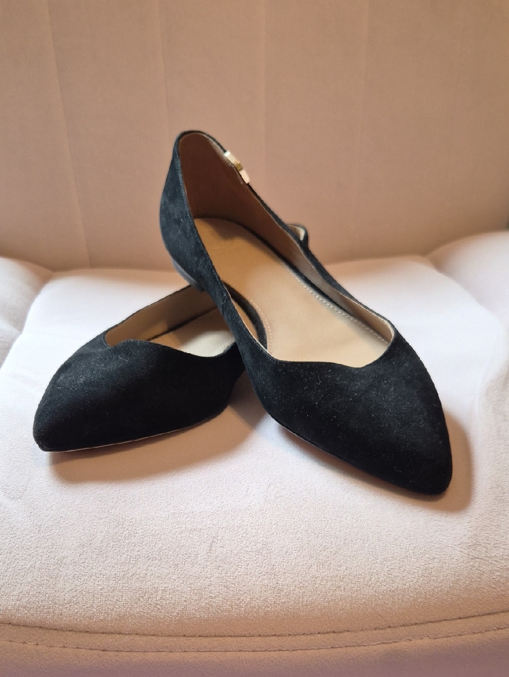 Tory Burch Like New Suede Classic Black Pointed Toe Women's Flats